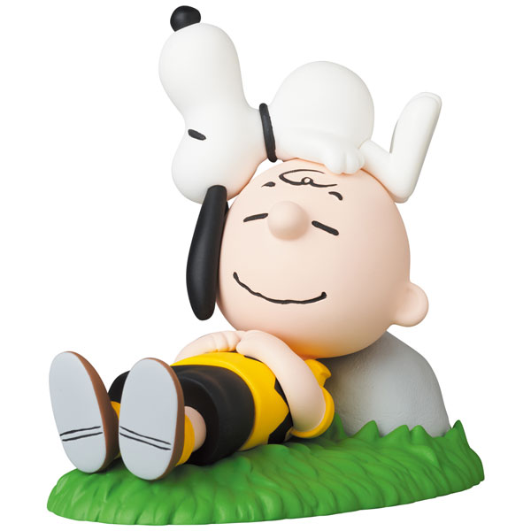 ウルトラディテールフィギュア No.681 UDF PEANUTS SERIES 13 NAPPING CHARLIE BROWN ＆ SNOOPY