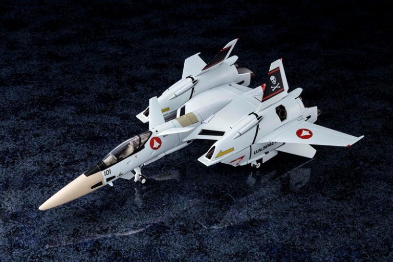 【再販】超時空要塞マクロス Flash Back 2012 1/60 完全変形VF-4A ライトニングIII 一条輝 搭乗機
